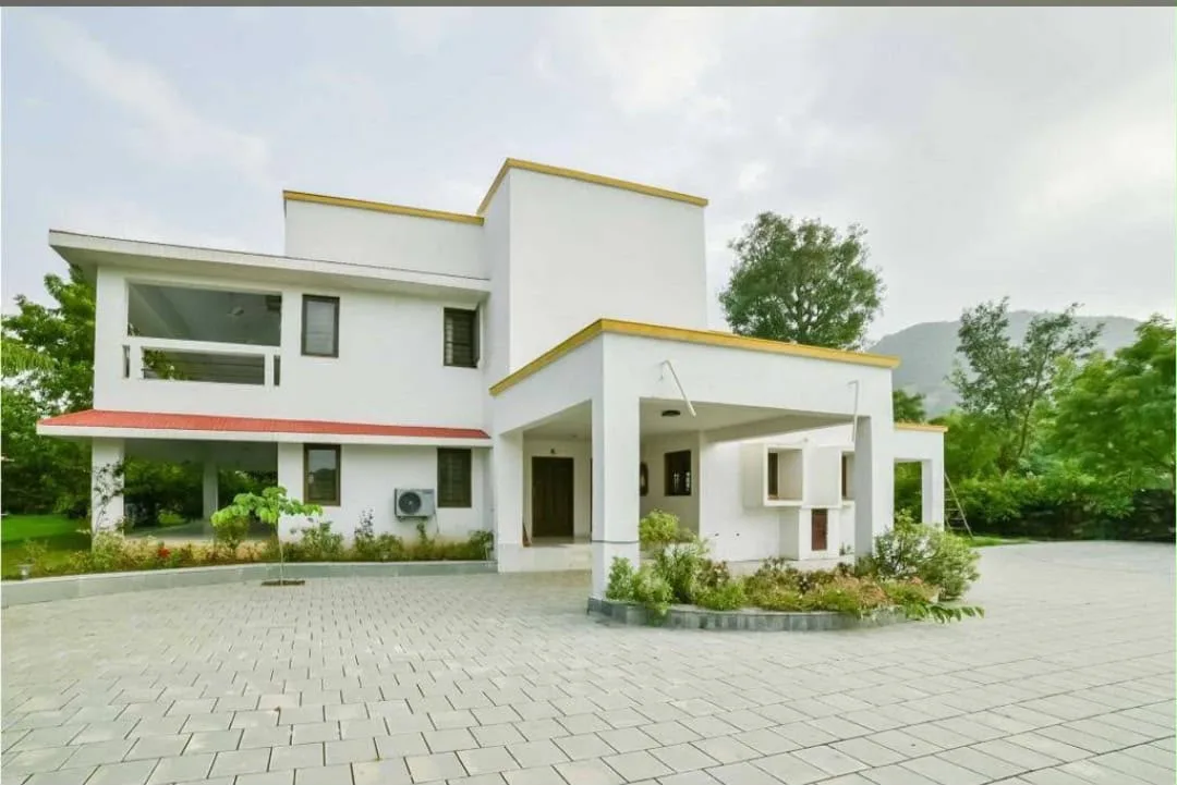 Ambrai Villa